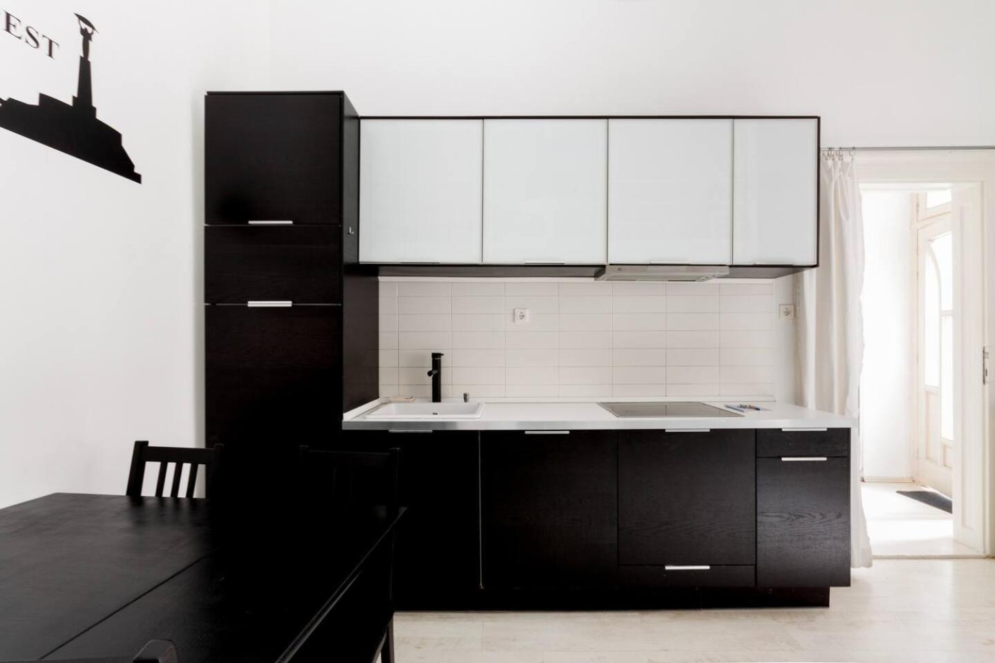 Black&white Apartament Budapeszt